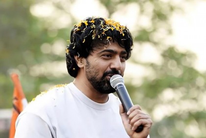 হিরণকে বোল্ড করে দেবের হ্যাটট্রিক