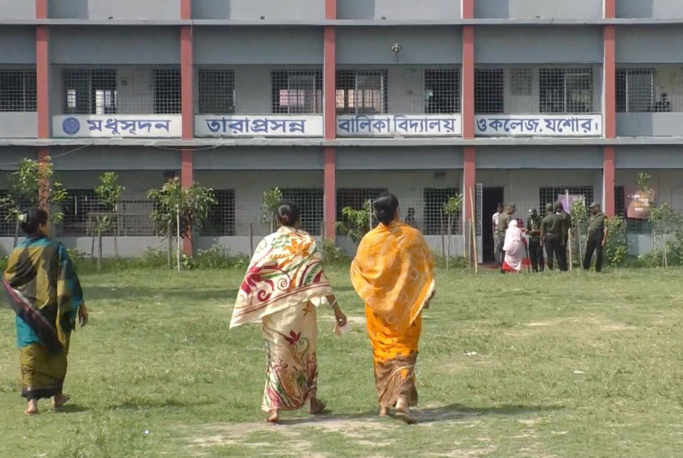 যশোর সদর উপজেলায় ভোটারের উপস্থিতি কম