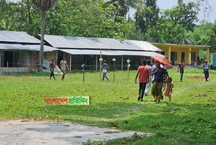 খুলনার তিন উপজেলায় ভোটার উপস্থিতি কম
