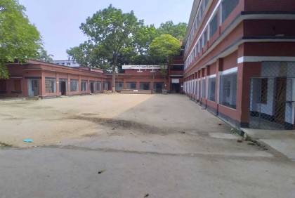 ভোটারশূন্য নওগাঁর কেন্দ্রগুলো