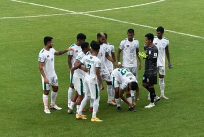 আত্মঘাতী গোলে অস্ট্রেলিয়াকে এগিয়ে রাখল বাংলাদেশ

