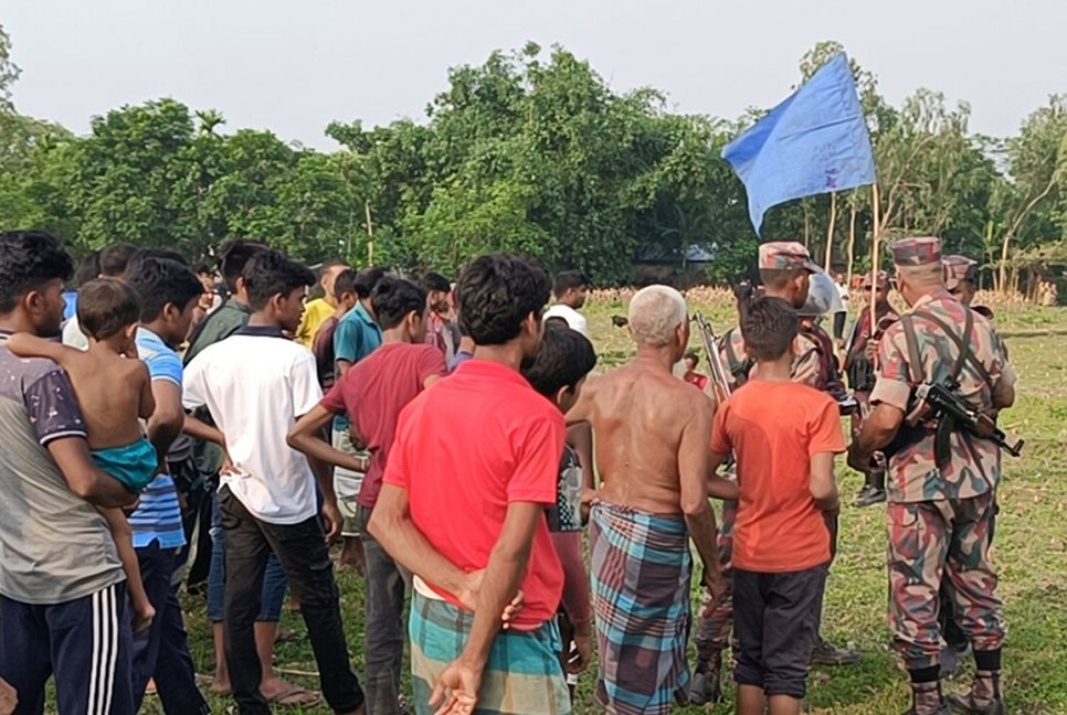 হাতীবান্ধা সীমান্তে বিএসএফ’র গুলিতে তিন জন আহত