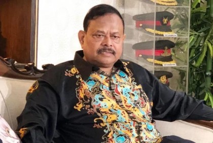 সাবেক সেনাপ্রধান আজিজ আহমেদের স্বজনদের পাসপোর্ট অনুসন্ধানে দুদকের চিঠি