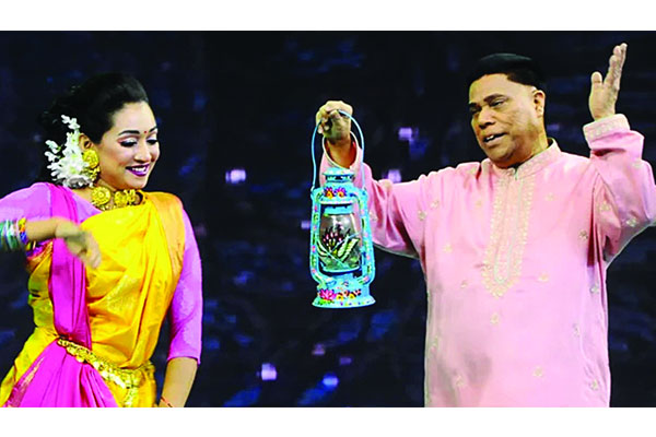 হিন্দি ও বাংলা গান নিয়ে ড. মাহফুজ