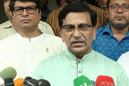 দেশের নিরাপত্তার জন্য সশস্ত্র বাহিনী প্রস্তুত আছে: হানিফ