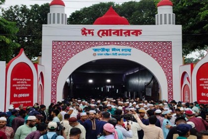 জাতীয় ঈদগাহে ঈদের প্রধান জামাত অনুষ্ঠিত