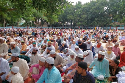 বগুড়ায় ১৮০৩টি ঈদ জামাত অনুষ্ঠিত
