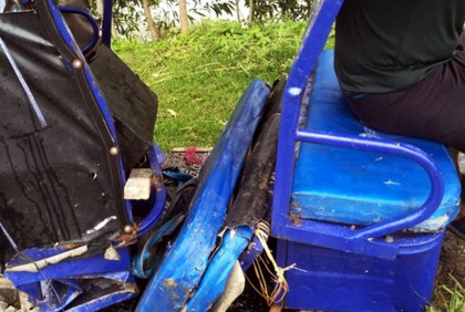 দিনাজপুরে সড়কে ঝরলো ২ প্রাণ