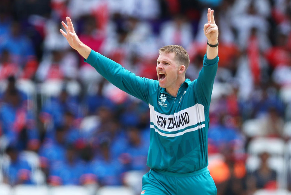 চার ওভারে কোনও রান না দিয়ে ৩ উইকেট, ইতিহাসের পাতায় ফার্গুসন 