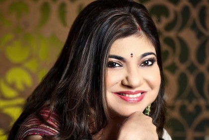 যে কারণে কানে শুনছেন না অলকা ইয়াগনিক
