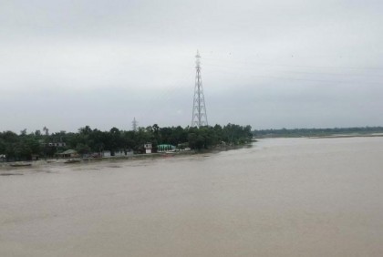 বিপৎসীমার ওপরে তিস্তার পানি, নিম্নাঞ্চল প্লাবিত 