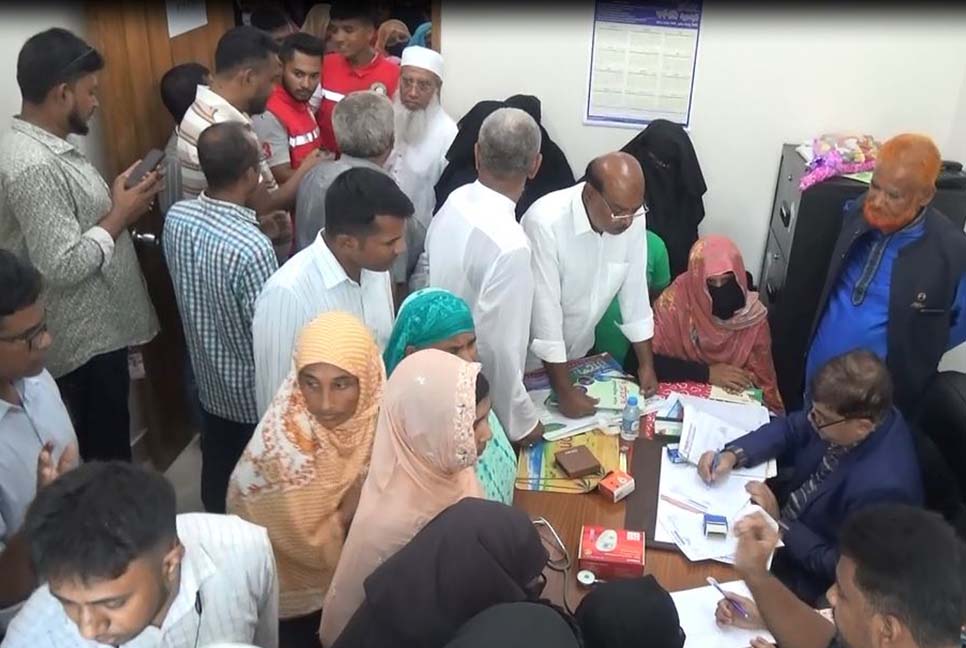 গোপালগঞ্জে শেখ সেলিমের উদ্যোগে ফ্রি মেডিকেল ক্যাম্প