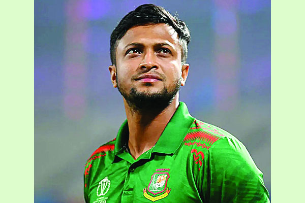 মাইলফলকের হাতছানি সাকিবের