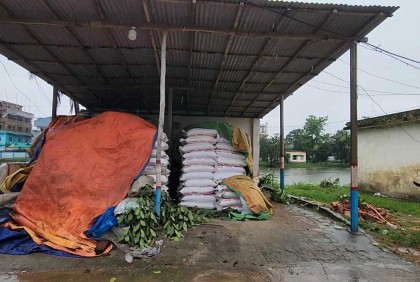 নেত্রকোনার সীমান্ত উপজেলায় ২০০ বস্তা ভারতীয় চিনি জব্দ