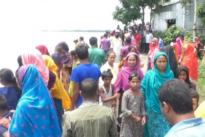 কুড়িগ্রামে নৌকাডুবি : এখনও একই পরিবারের ছয়জন নিখোঁজ