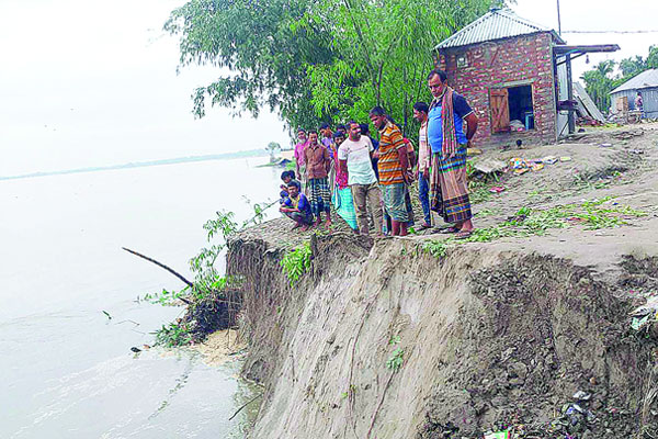 নদী ভাঙন