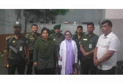 ঢামেকের গাইনি বিভাগ থেকে অ্যাপ্রোন পরিহিত নারী আটক