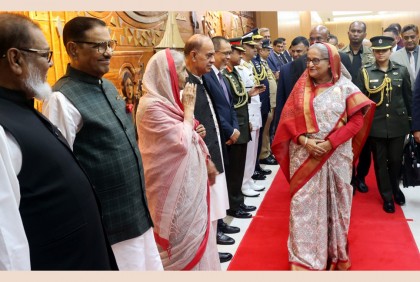 দুই দিনের রাষ্ট্রীয় সফরে শেখ হাসিনার নয়াদিল্লি যাত্রা

