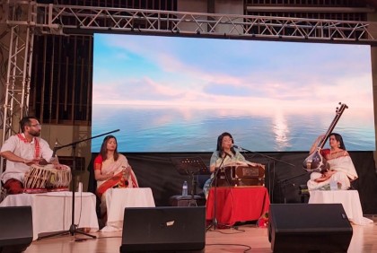 কানাডার ক্যালগেরিতে রেজওয়ানা চৌধুরী বন্যার ‘একক সংগীত সন্ধ্যা’ 
