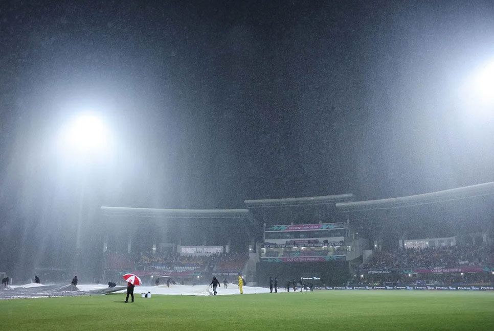 অ্যান্টিগায় বৃষ্টির হানা