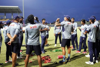টাইগার ব্যাটারদের ব্যর্থতার কারণ জানালেন নিক পোথাস