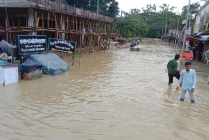 সিলেটে বন্যা : আশ্রয়কেন্দ্রে প্রতিদিন কমছে মানুষ