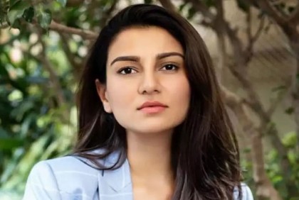 সোনাক্ষী-জাহিরের বিয়ের পর আলোচনায় কে এই তরুণী?