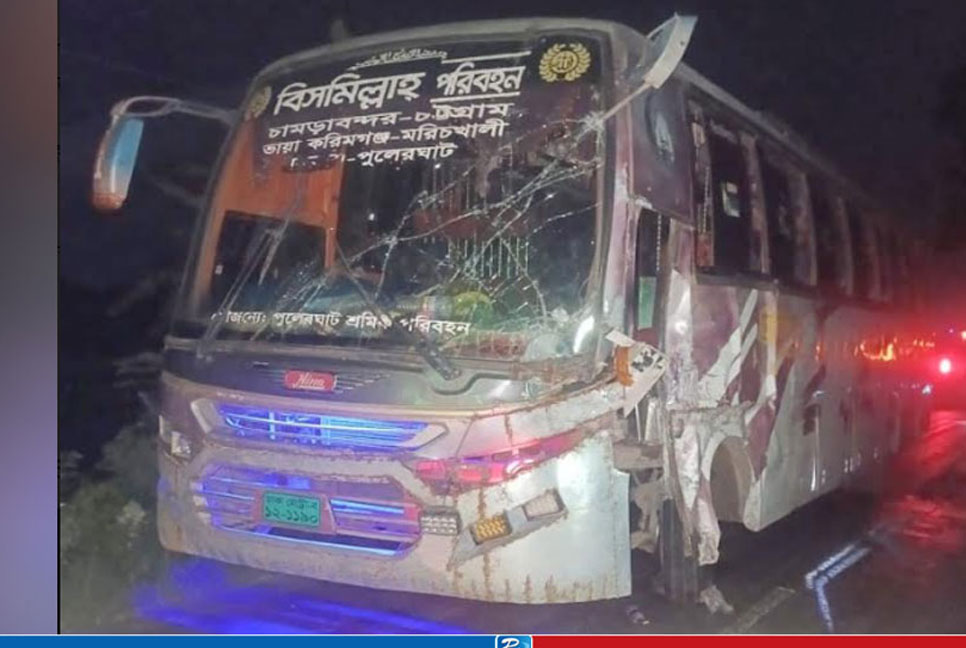 কসবায় বাস-ট্রাক সংঘর্ষে নিহত ২

