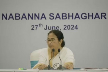 পশ্চিমবঙ্গে মমতার বৈঠকে এমপি আনার হত্যা প্রসঙ্গ
