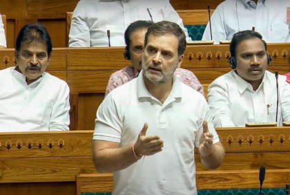 মেডিকেল ভর্তি পরীক্ষার প্রশ্ন ফাঁস ইস্যুতে উত্তাল ভারতীয় লোকসভা!



