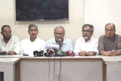 দেশবিরোধী চুক্তি আড়াল করতে নানা কাণ্ড সামনে আনা হচ্ছে: রিজভী 

