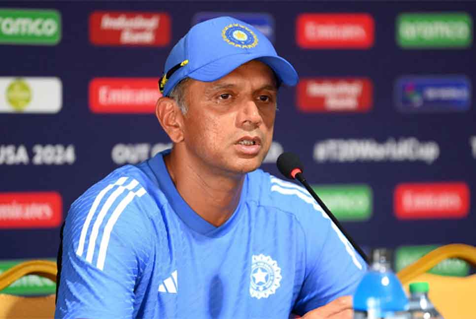 ফাইনালে ভাগ্যকে পাশে চান দ্রাবিড়