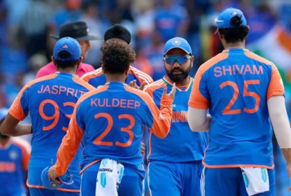 এবারও বিশ্বকাপ না জিতলে সম্ভবত মহাসাগরে ঝাঁপ দেবে রোহিত, কেন বললেন গাঙ্গুলী?