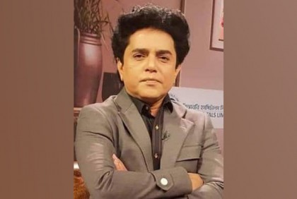 অতিরিক্ত চুল পড়ার কারণ ও চিকিৎসা