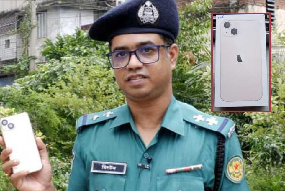 ভারতে ছিনতাই হওয়া আইফোন ঢাকা থেকে উদ্ধার