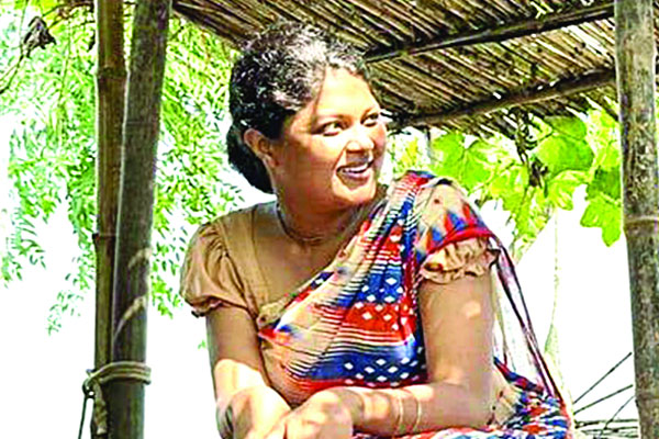 পূজায় আসছে মৌসুমীর ‘নয়া মানুষ’