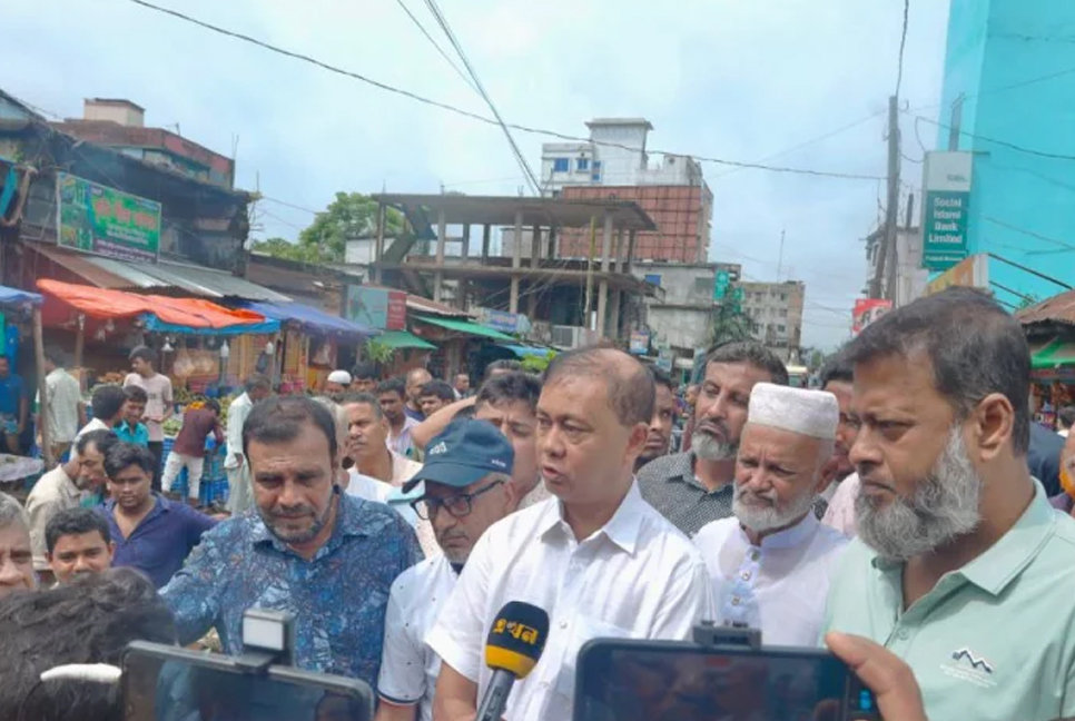 ফেনীর দুঃখ ঘোচানোর আশ্বাস দিলেন আলাউদ্দিন নাসিম
