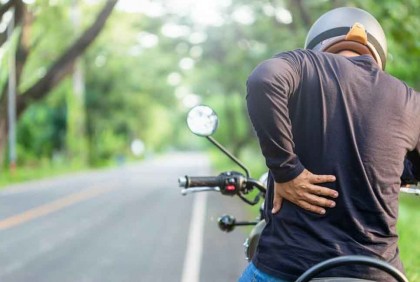 বাইকচালকদের কোমর ব্যথা প্রতিরোধে করণীয়