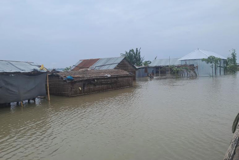 কুড়িগ্রামে ৪০ হাজার মানুষ পানিবন্দি