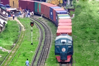 রাজধানীতে মালবাহী ট্রেনের ধাক্কায় একজন নিহত