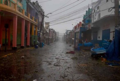 এবার জ্যামাইকায় আঘাত হানল ঘূর্ণিঝড় ‘বেরিল’