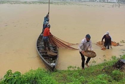 শেরপুরে বন্যা পরিস্থিতির উন্নতি হলেও ক্ষয়ক্ষতি নিয়ে চিন্তা