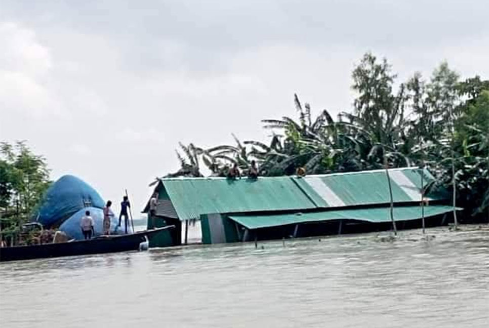 গাইবান্ধায় বন্যা পরিস্থিতির অবনতি