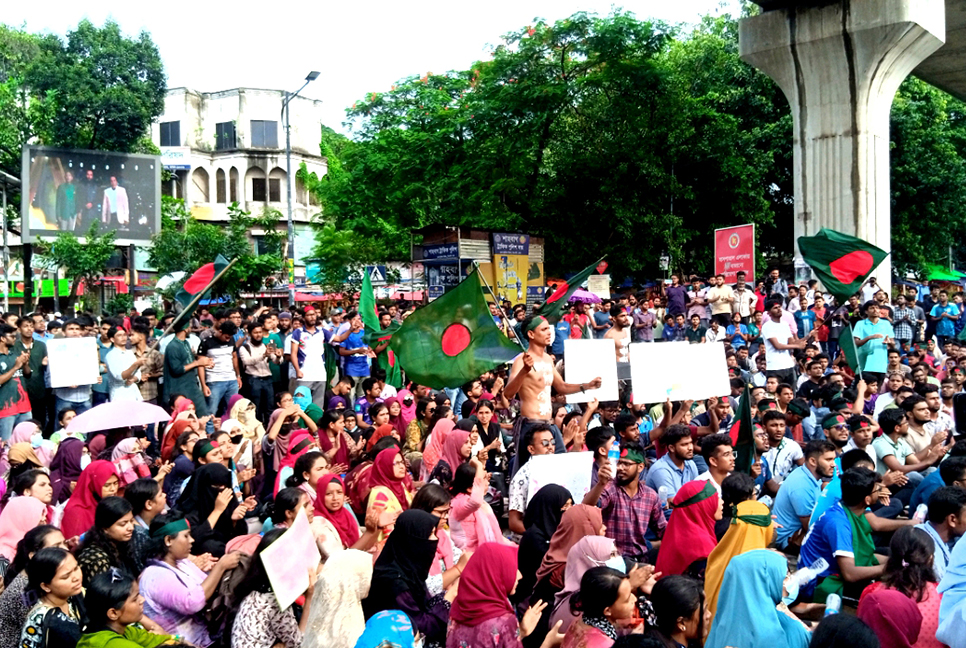 শিক্ষকরা ক্লাসে ফিরলেও ফিরবেন না শিক্ষার্থীরা