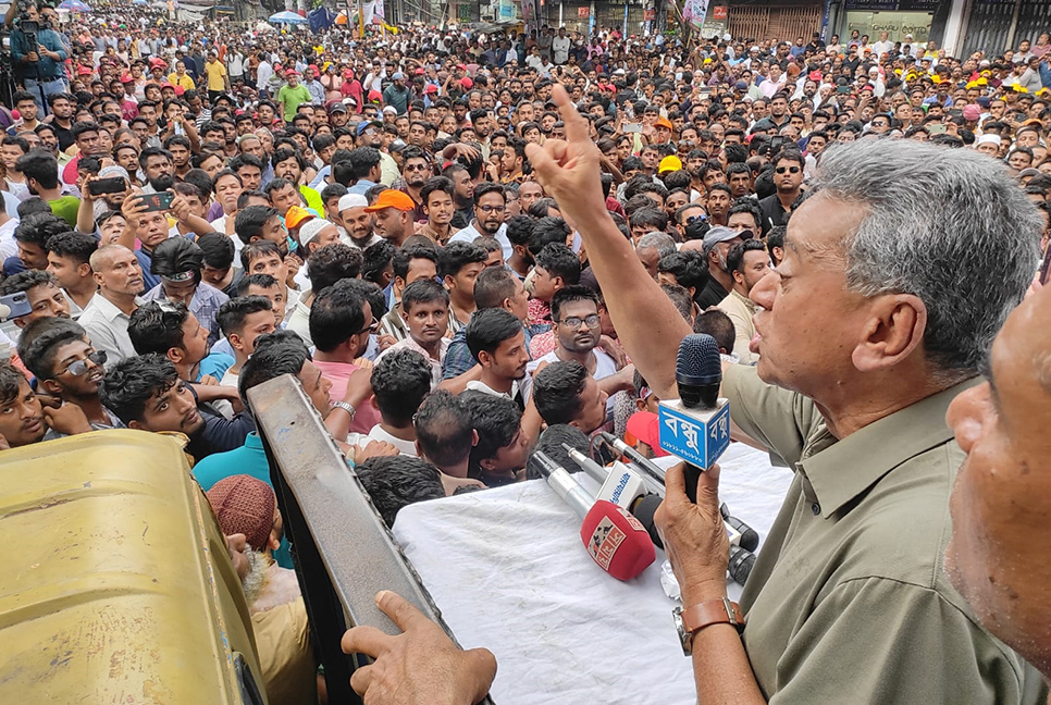 বিএনপি আগের চেয়ে শক্তিশালী : আমীর খসরু