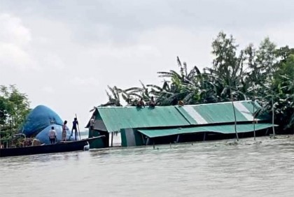 গাইবান্ধায় বন্যা পরিস্থিতির অবনতি