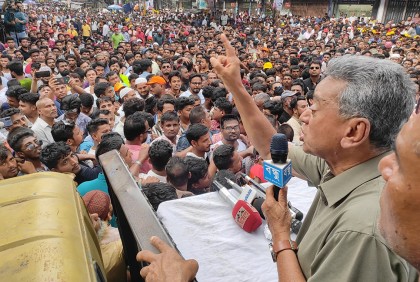 বিএনপি আগের চেয়ে শক্তিশালী : আমীর খসরু