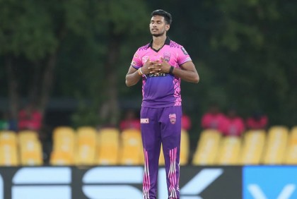 শরীফুলের ক্যান্ডিকে হারাল তাসকিনের কলম্বো