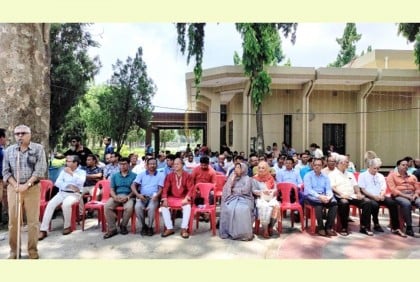 পেনশন স্কিম ‘প্রত্যয়’ প্রত্যাহার দাবিতে অনড় রাবি শিক্ষক-কর্মকর্তারা