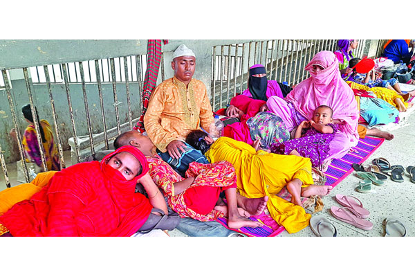 খাবার খেয়ে অসুস্থ একই পরিবারের ৮ জন